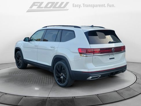 New 2026 Volkswagen Atlas SE FWD image 5