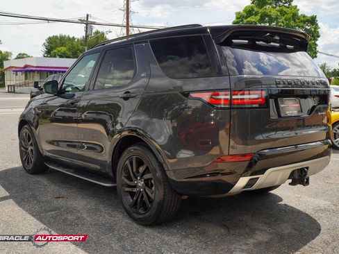 Used 2020 Land Rover Discovery Landmark AWD/4WD image 5