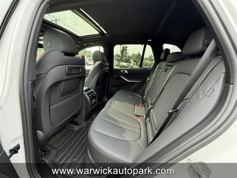 Used 2020 BMW X5 xDrive40i w/ Premium Package AWD/4WD image 14