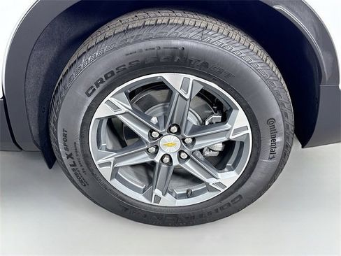 Used 2025 Chevrolet Blazer LT image 30