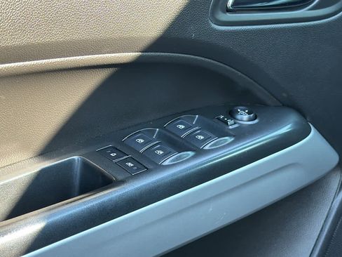 Used 2018 Chevrolet Colorado ZR2 AWD/4WD image 22