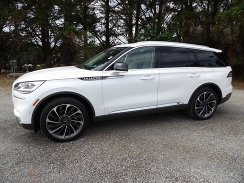 Used 2020 Lincoln Aviator Reserve w/ Equipment Group 202A AWD/4WD image 1