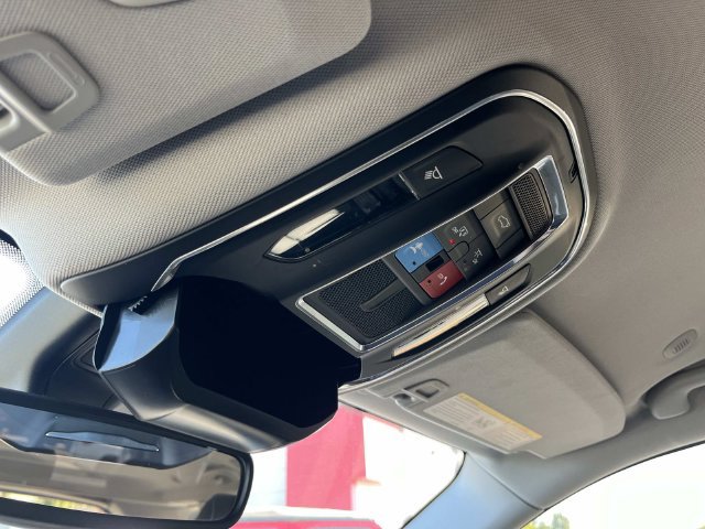 Used 2023 Jeep Grand Cherokee Limited RWD image 35