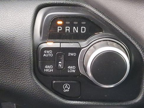 Used 2021 RAM 1500 Big Horn image 13