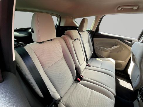 Used 2019 Ford Escape SE FWD image 25