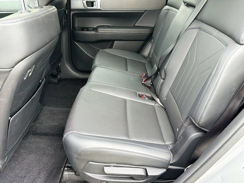 Used 2024 Hyundai Santa Fe SEL AWD/4WD image 32