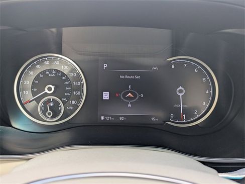 Used 2026 Genesis G70 2.5T Prestige image 6