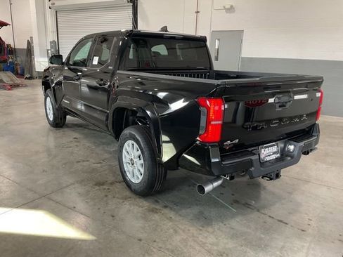 New 2026 Toyota Tacoma SR5 AWD/4WD image 4