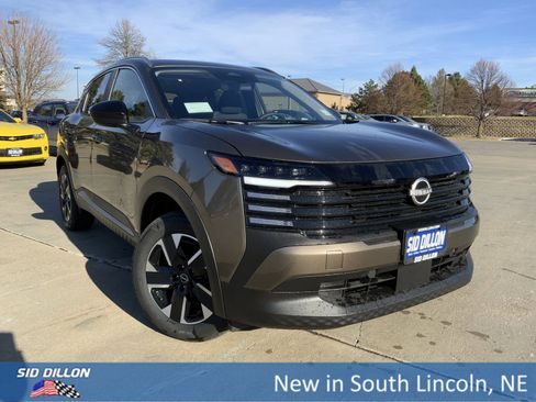 New 2026 Nissan Kicks SV w/ SV Premium Package image 2