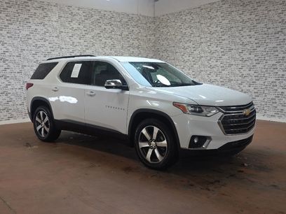 Used 2021 Chevrolet Traverse LT w/ LT Premium Package
