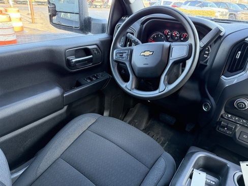 Used 2024 Chevrolet Silverado 2500 Custom w/ Custom Value Package image 14