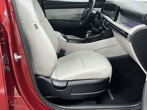 Used 2025 Hyundai Tucson SEL FWD image 29