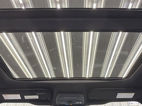 Used 2025 Ford F150 Lariat image 33