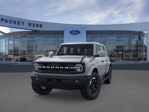 New 2026 Ford Bronco Outer Banks AWD/4WD image 3