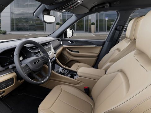 New 2026 Jeep Grand Cherokee Limited RWD image 22