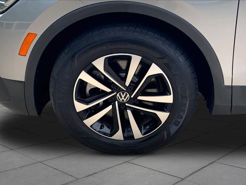 Used 2023 Volkswagen Tiguan S FWD image 19