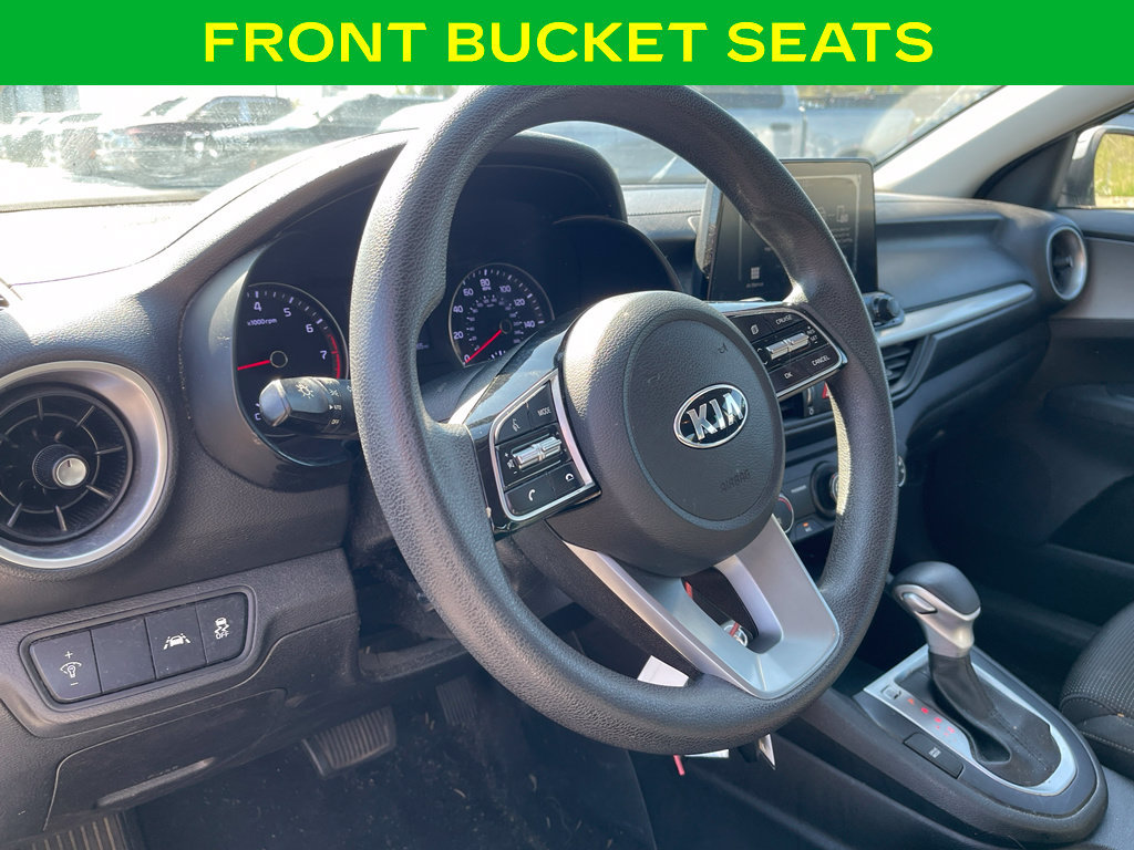 Used 2020 Kia Forte LXS FWD image 9