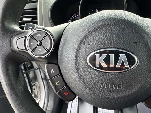 Used 2018 Kia Soul image 24