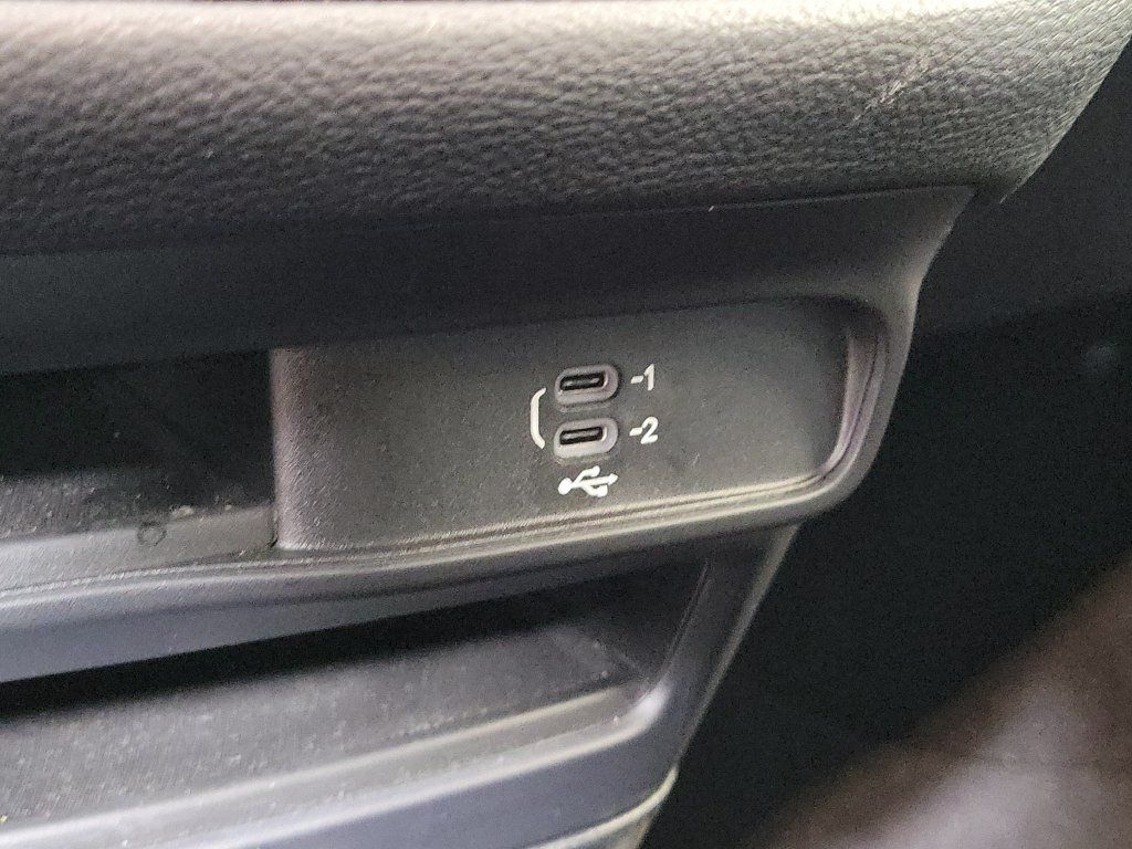 Used 2026 Chrysler Pacifica Select FWD image 22