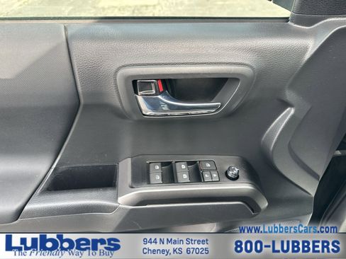 Used 2023 Toyota Tacoma TRD Off-Road image 13