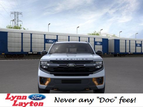 New 2026 Ford Expedition Tremor image 6