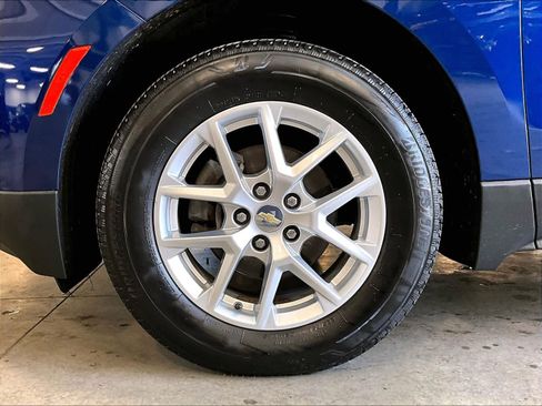 Used 2023 Chevrolet Equinox LT AWD/4WD image 7