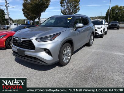 Used 2021 Toyota Highlander Limited