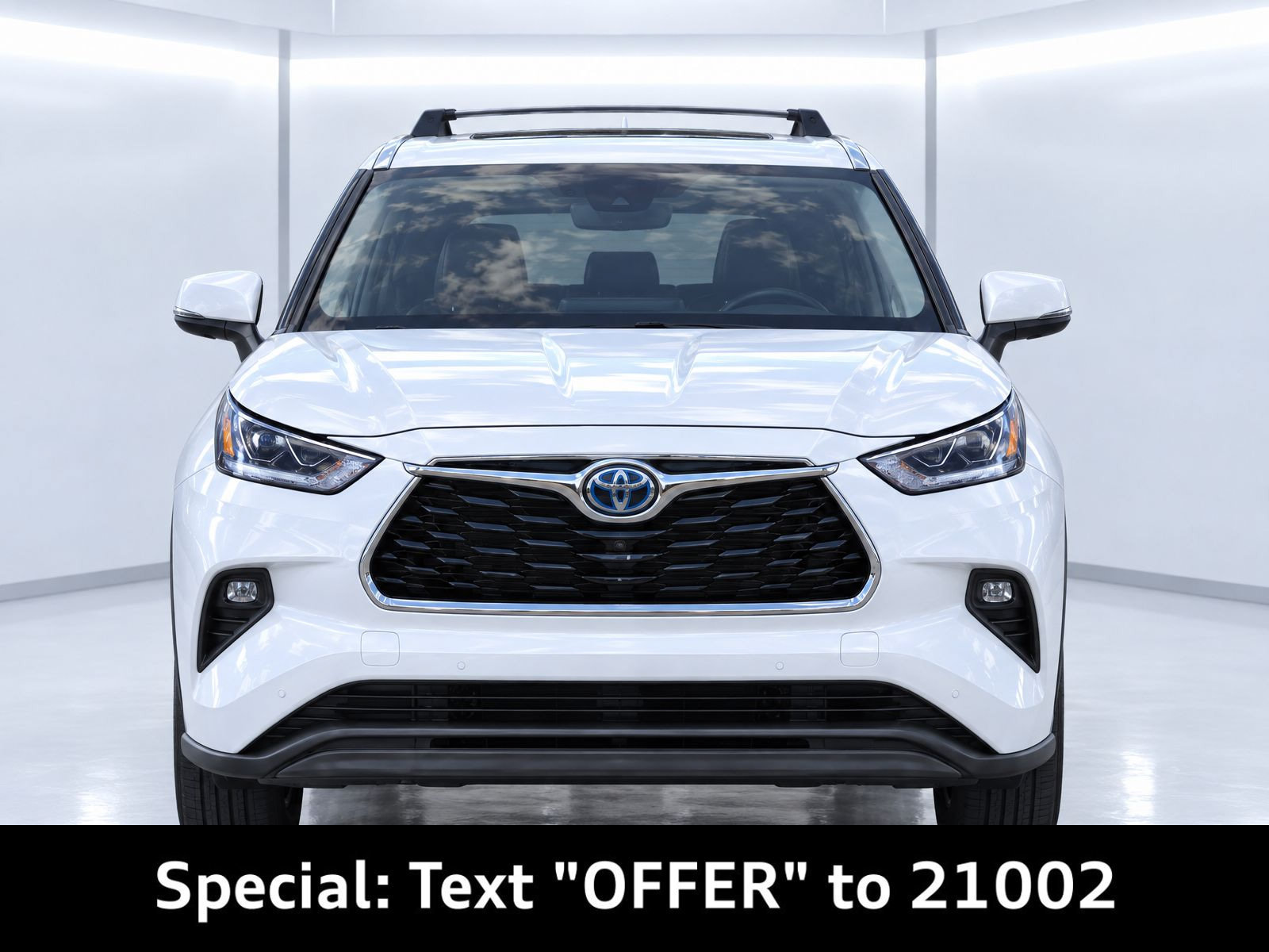 Used 2023 Toyota Highlander Limited FWD image 5