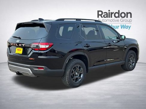 Used 2026 Honda Pilot TrailSport image 7