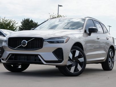 New 2025 Volvo XC60 T8 Plus w/ Protection Package Premier