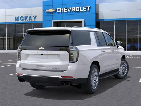 New 2025 Chevrolet Suburban Premier image 4