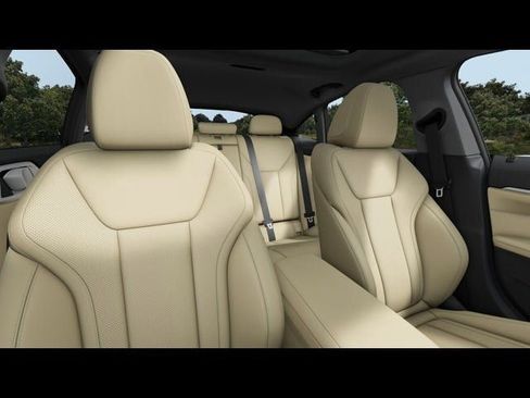 Used 2025 BMW 430i xDrive w/ Premium Package image 12