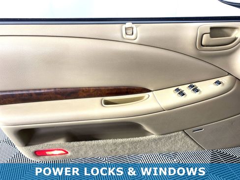 Used 1999 Chrysler Sebring JXI image 11