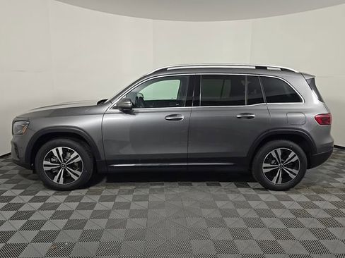 New 2026 Mercedes-Benz GLB 250 4MATIC image 2