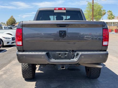 Used 2017 RAM 2500 Big Horn w/ Sport Appearance Group AWD/4WD image 7