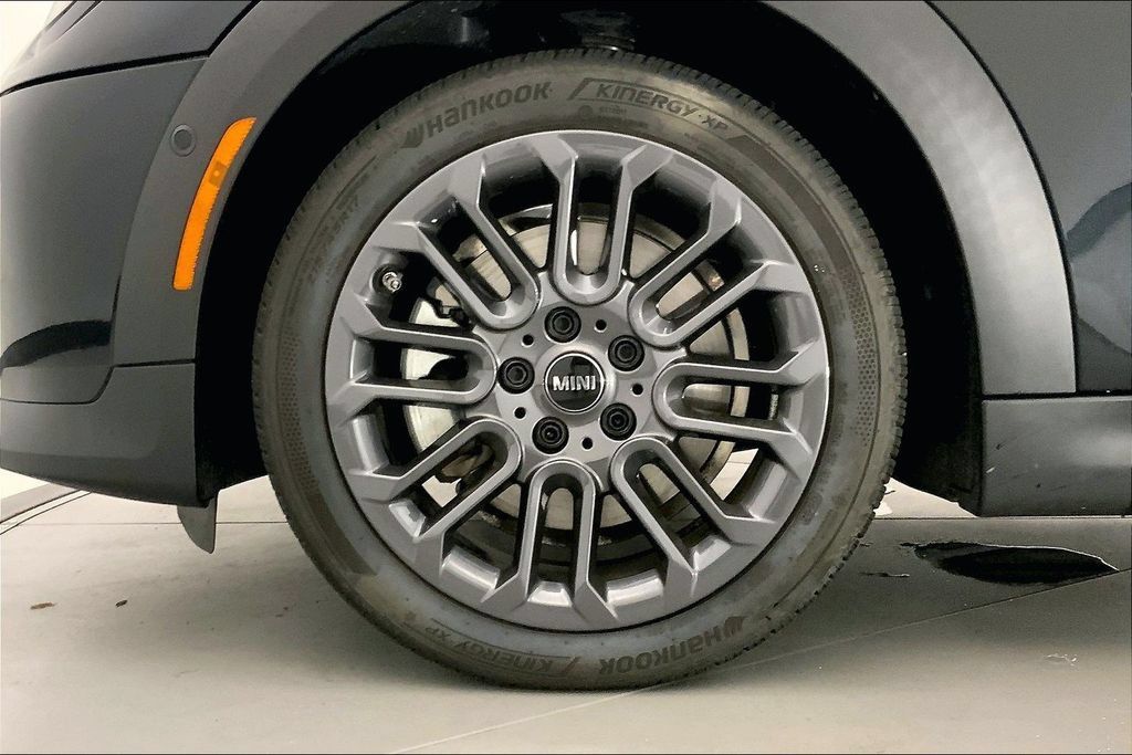 Used 2026 MINI Cooper S FWD image 8