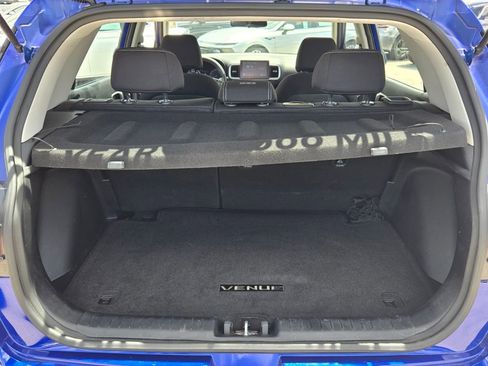 Used 2022 Hyundai Venue SEL w/ Cargo Package FWD image 15