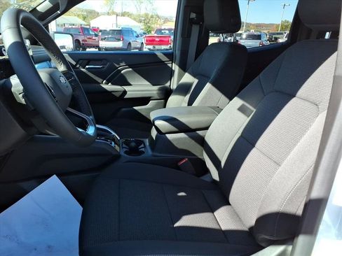 Used 2025 Chevrolet Colorado LT w/ Advanced Trailering Package image 8