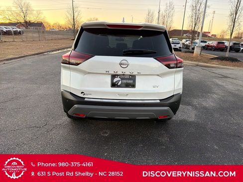 Certified 2023 Nissan Rogue SV image 7
