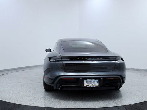 Used 2020 Porsche Taycan Turbo image 4