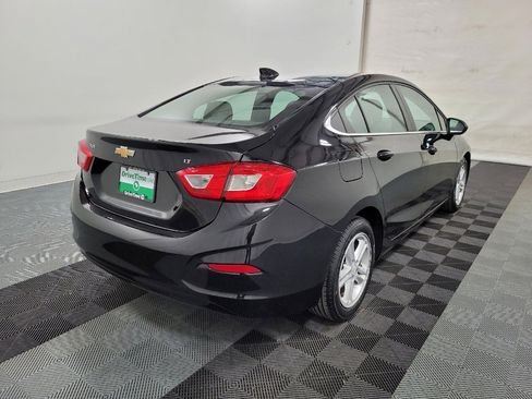 Used 2018 Chevrolet Cruze LT FWD image 9