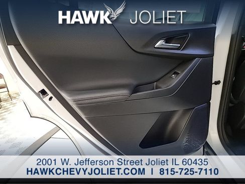 Used 2025 Chevrolet Equinox LT w/ Convenience Package II AWD/4WD image 19