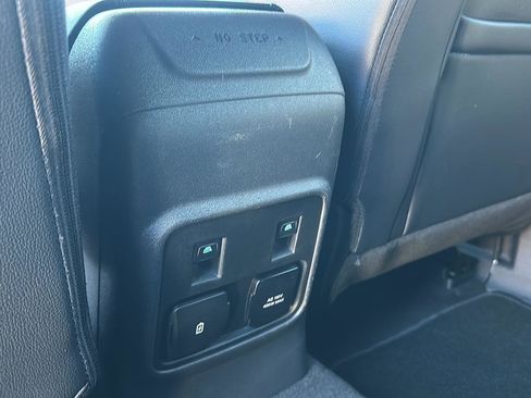 Certified 2024 Ford Bronco Wildtrak AWD/4WD image 24