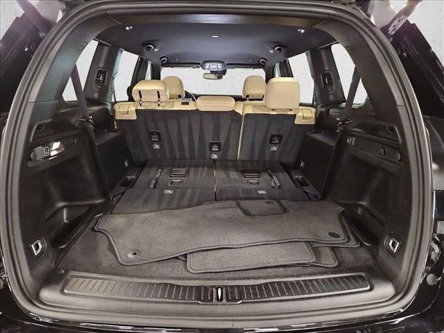 Used 2023 Jeep Grand Cherokee L Limited AWD/4WD image 6