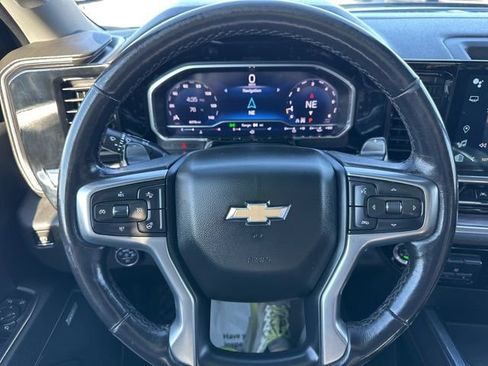 Used 2023 Chevrolet Silverado 1500 LTZ AWD/4WD image 19