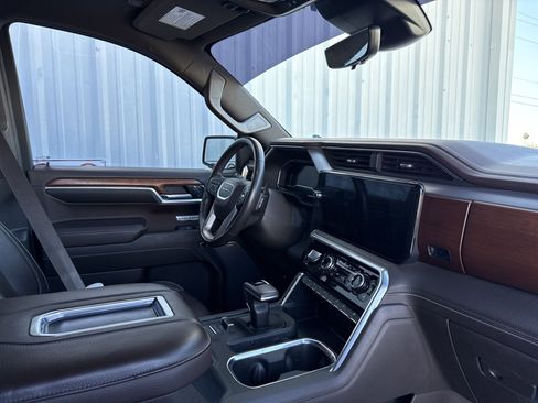 Used 2022 GMC Sierra 1500 Denali w/ Denali Reserve Package image 45
