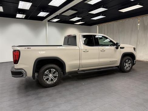 New 2026 GMC Sierra 1500 SLE w/ X31 Off-Road Package AWD/4WD image 6