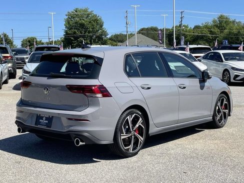 New 2026 Volkswagen GTI SE FWD image 7