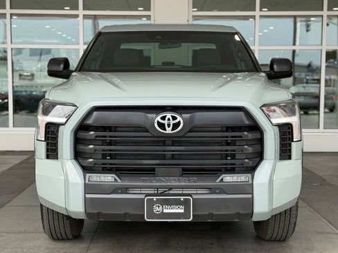 Used 2026 Toyota Tundra SR5 w/ SR5 Convenience Package AWD/4WD image 5