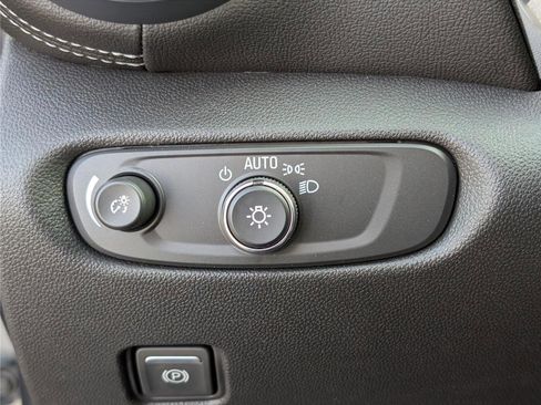 New 2026 Chevrolet Blazer LT w/ Convenience Package image 16